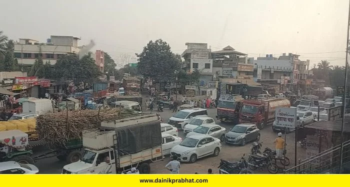 Newasa Traffic: नेवासा फाट्यावर वाहतूक कोंडी; वाहनांच्या दोन किलोमीटर लांब रांगा