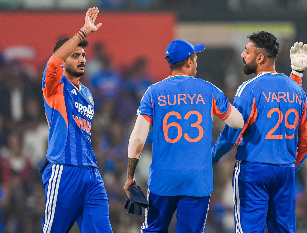 Axar Patel suffers worrying finger injury ahead of T20 World Cup 2026.