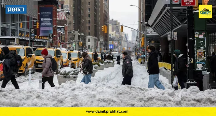 US snow storm : हिमवादळामुळे अमेरिकेत तब्बल २५ मृत्यू; दक्षिणेकडील काही भागांमध्येही बर्फवृष्टी सुरू
