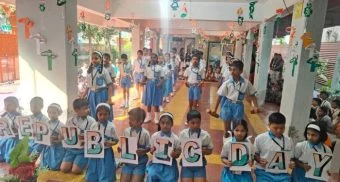 Republic Day : स्वानंद विद्यालयातील कवायत, व्यक्तिरेखा सादरीकरणाने जिंकली मने