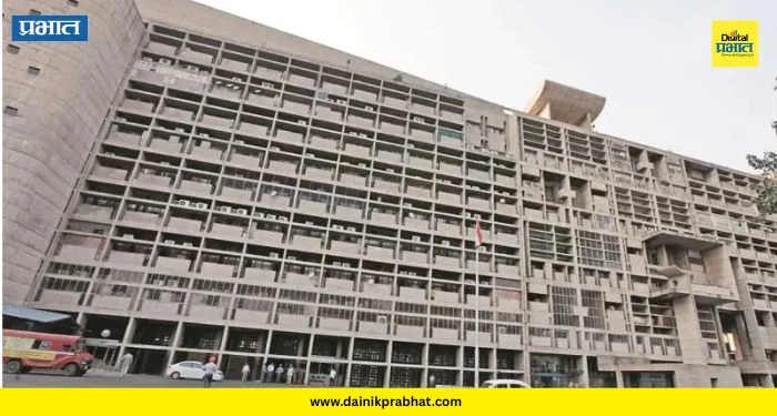 Haryana Secretariat: IAS अधिकाऱ्याच्या स्पेशल सेक्रेटरीची सहाव्या मजल्यावरून उडी मारून आत्महत्या, कारण काय?
