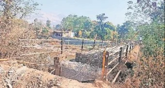 Pune District : नागरिकांची गैरसोय, प्रशासनाचा भोंगळ कारभार; कोळवण-वाळेन मार्गावरील पूल पाडल्याने वाळेन व डोंगरगाव ग्रामस्थांची दैना