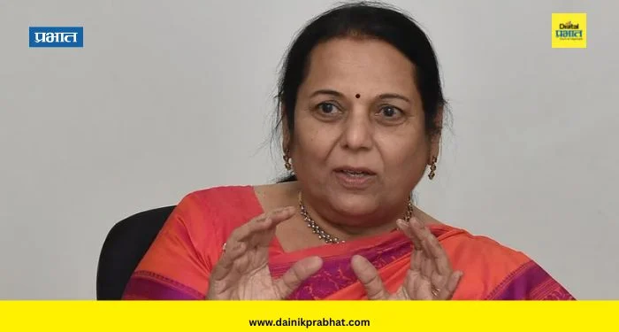 Neelam Gorhe : “आईचा हंबरडा ऐकून मन हेलावलं”; डॉ. नीलम गोऱ्हे नसरापुरात भावूक…सरकार घेणार मोठा निर्णय