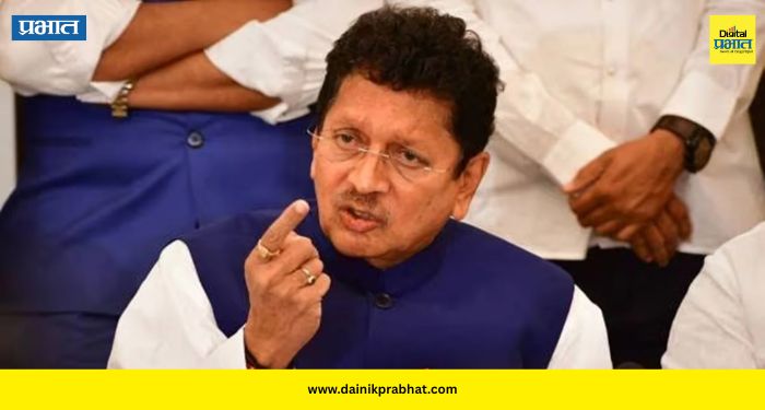 Deepak Kesarkar : ओळख असणे म्हणजे गुन्ह्यात सहभाग नव्हे; अशोक खरात प्रकरणावर दीपक केसरकरांनी सोडले मौन