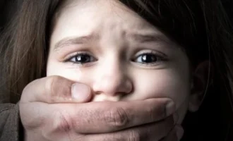 Child Kidnapping Case : लोहगावमध्ये चिमुरडीला पळविण्याचा प्रयत्न; जमावाची संशयित आरोपींना मारहाण