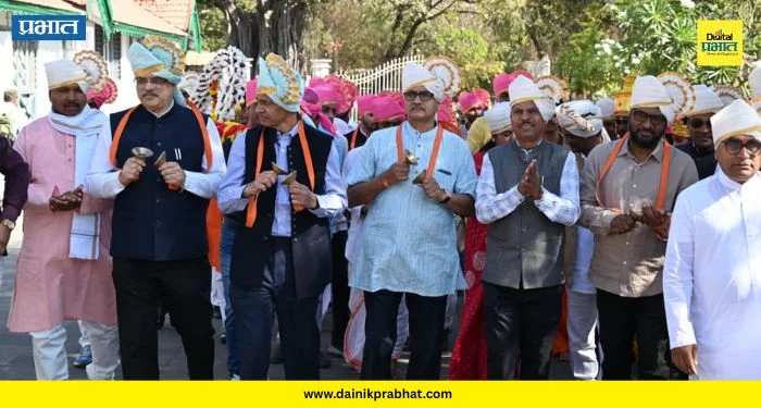 SPPU: मराठी सर्व क्षेत्रांत ज्ञानभाषा व्हावी; कुलगुरू डॉ. गोसावी यांचे प्रतिपादन, ग्रंथदिंडी व काव्यसंमेलनाने मराठी भाषा गौरव दिन साजरा