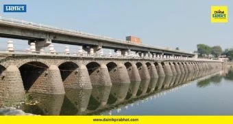Road Safety : सणसरमध्ये मृत्यूचा सापळा? ब्रिटीशकालीन पुलाचे कठडे कोसळले; मोठी दुर्घटना घडण्याची भीती