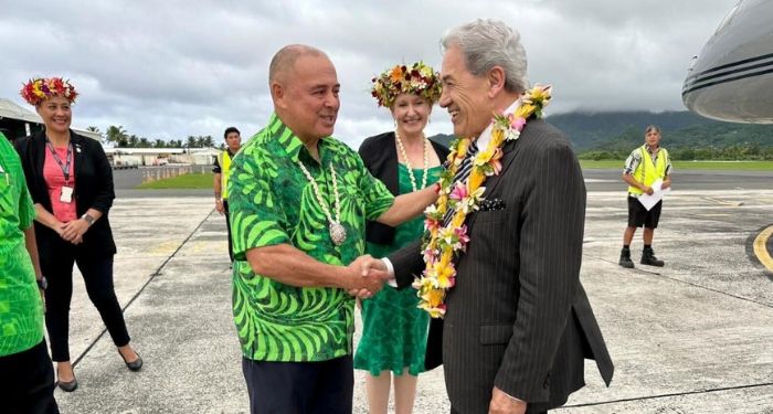 New Zealand Signs Defence Pact