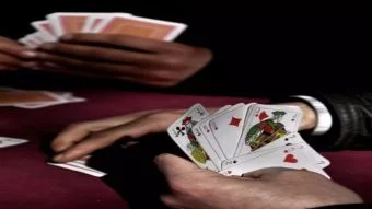 Satara Pusesavali : चक्री जुगार अड्ड्यांवर पुसेसावळी भागात छापे; 16 जणांवर गुन्हा दाखल