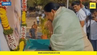 Sunetra Pawar : अजित पवारांच्या स्मृतींना वंदन करून सुनेत्रा पवारांकडून प्रचाराला सुरुवात...
