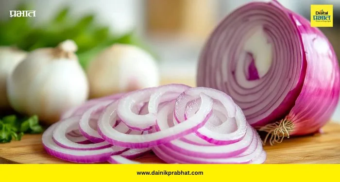 Raw Onion: सावधान! कच्चा कांदा खाणं सगळ्यांसाठी फायदेशीर नाही; या ‘५’ परिस्थितींमध्ये होऊ शकतो त्रास