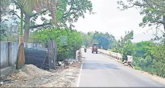 Pune District : करमोळी पुलावरील सुरक्षा जाळीचे काम रखडले
