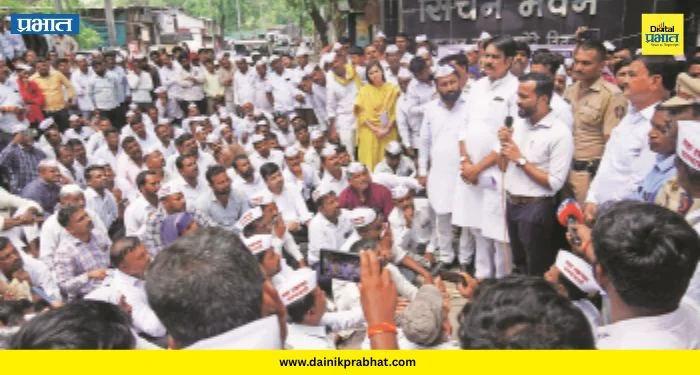Indapur Farmers Protest : इंदापूरच्या ३६ गावांचा एल्गार! सिंचन भवनासमोर मंत्र्यांसह नागरिकांचा ठिय्या; पाणी सोडल्याशिवाय माघार नाही