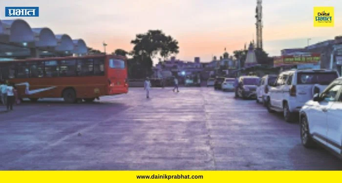 Narayangaon Bus Stand : बसस्थानक आहे की वाहनतळ? नारायणगाव एस.टी. डेपोला खासगी गाड्यांचा विळखा