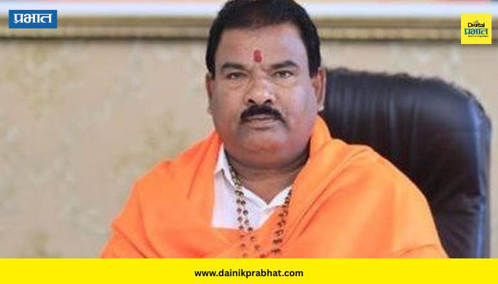 Sanjay Gaikwad : "संजय गायकवाड फक्त कव्हर पेज वाचतात, आतमध्ये काय माहीतच नसतं," ठाकरे गटाच्या नेत्याचा टोला