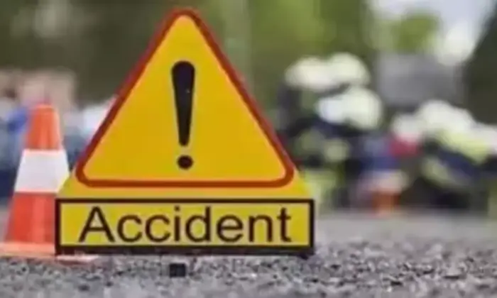 Satara accident : बसला ओव्हरटेक करताना अपघातात युवकाचा मृत्यू