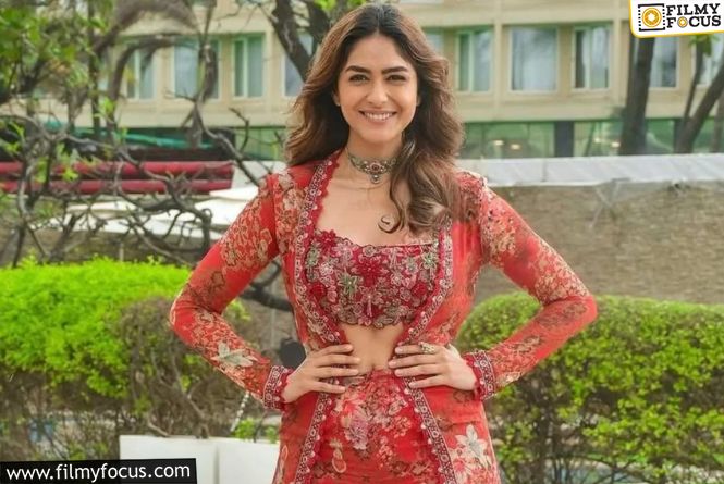 Mrunal Thakur’s Light Moment At Film Promotions
