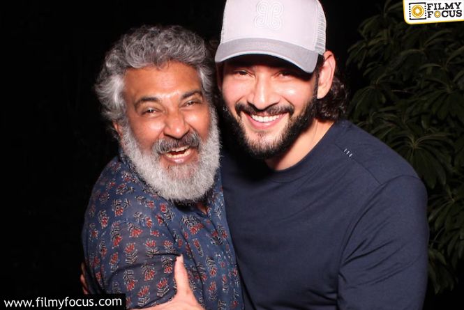 Rajamouli Plans Summer Break For Varanasi Team