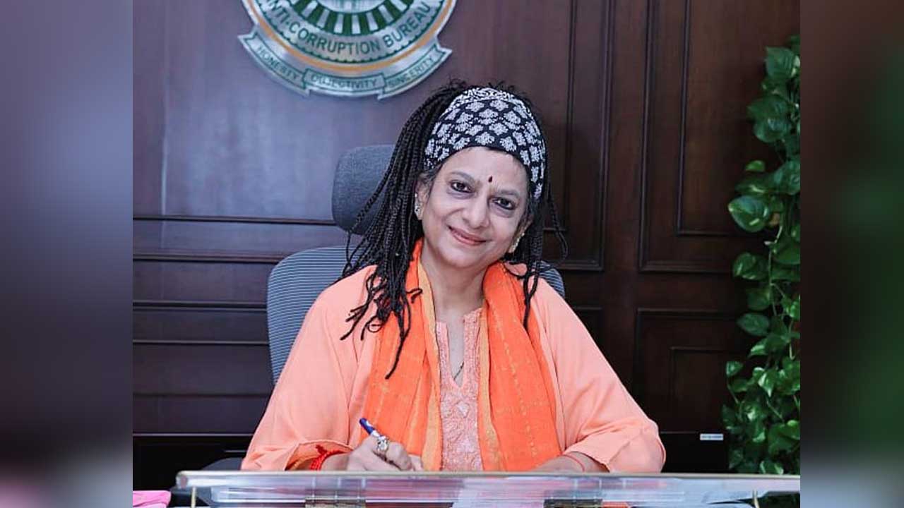 Telangana ACB | తెలంగాణ ఏసీబీ దూకుడు.. 2025లో డబుల్ సెంచ‌రీ కేసులు న‌మోదు