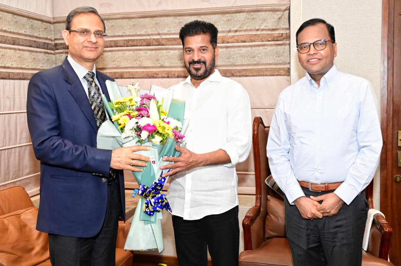 RBI GOVERNOR | మీ ఆర్థిక విధానాలు భేష్‌: సీఎం రేవంత్‌కు ఆర్బీఐ గ‌వ‌ర్న‌ర్ కితాబు