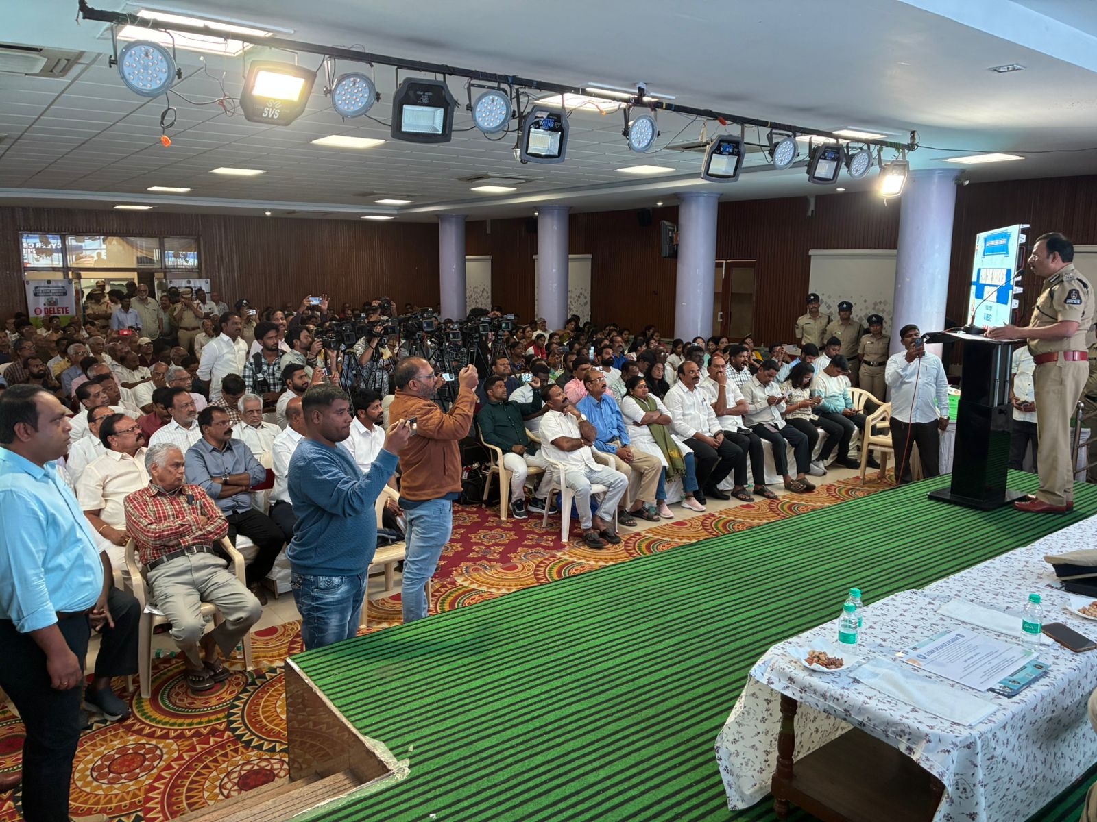 Hyderabad police | హైద‌రాబాద్‌లో మంగ‌ళ, శ‌నివారాల్లో ఇంటింటికీ పోలీసులు