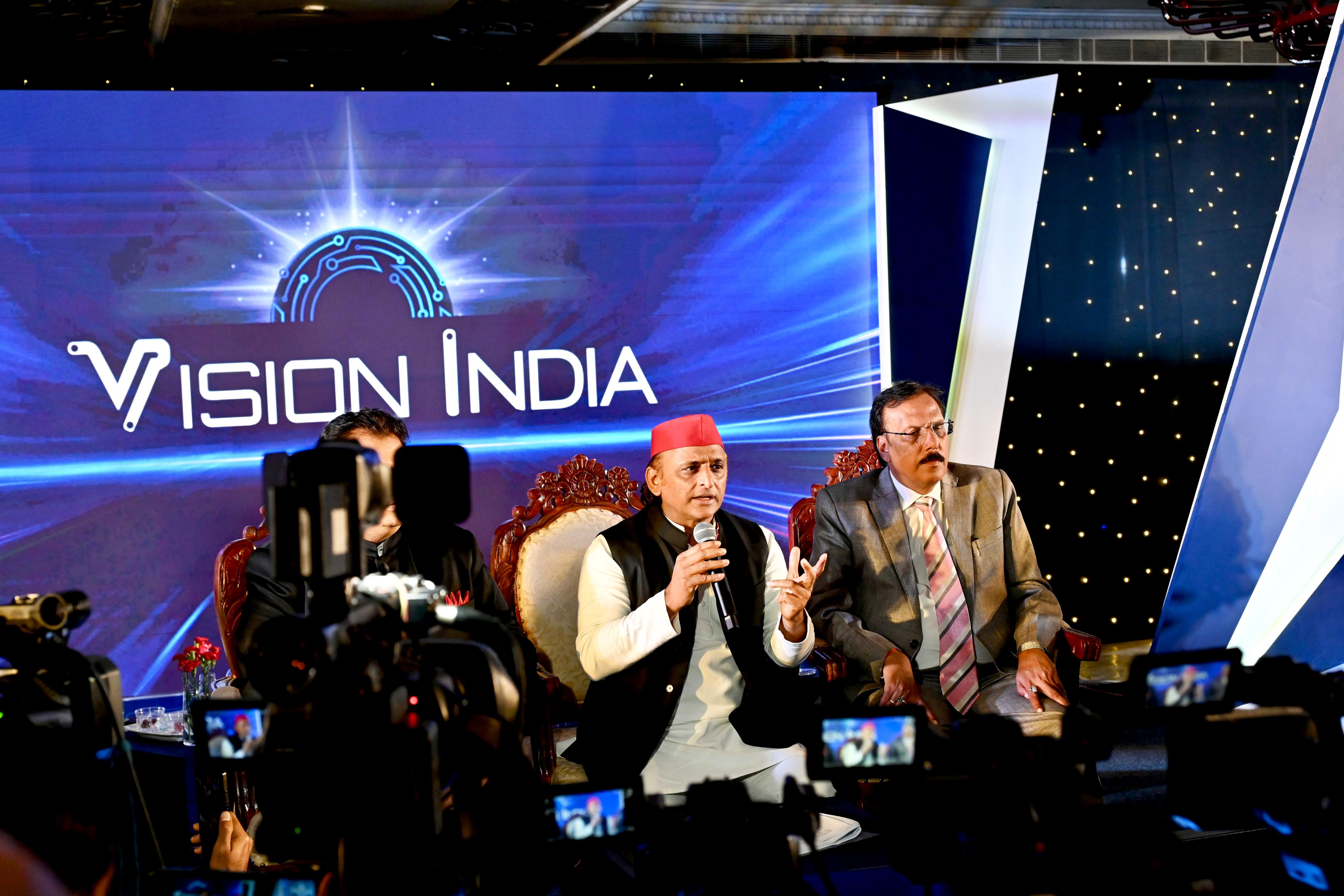 Vision India Summit | ఎన్నికల్లో బీజేపీ గెలవడానికే ఎస్ఐఆర్: అఖిలేశ్ యాద‌వ్‌