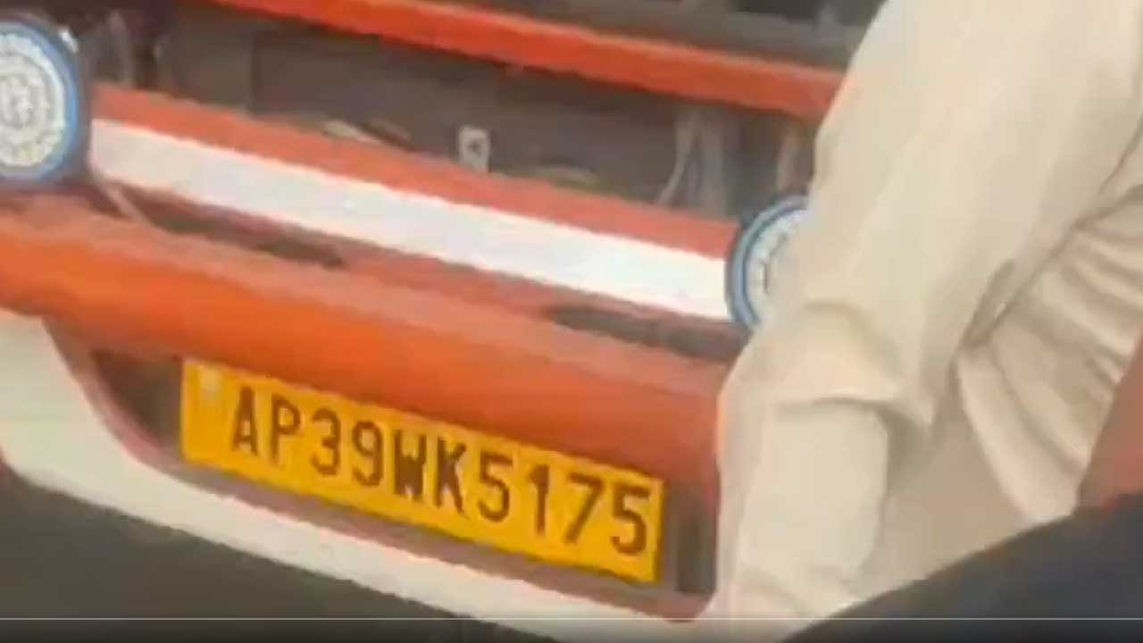 Hyderabad | ఉప్ప‌ర్‌ప‌ల్లిలో డీసీఎం బీభ‌త్సం.. ట్రాఫిక్ కానిస్టేబుల్ మృతి