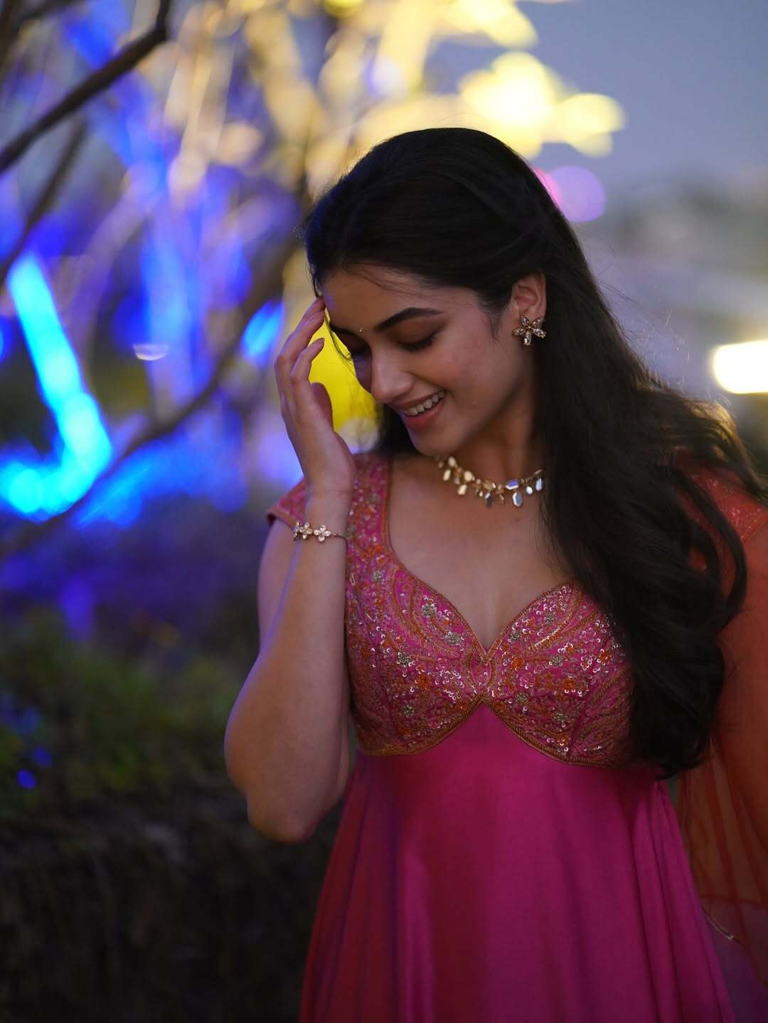 Bhagyashri Borse |  హ్యాట్రిక్‌ డిజాస్ట‌ర్లు - భాగ్య‌శ్రీకి క‌లిసిరాని ల‌క్కు