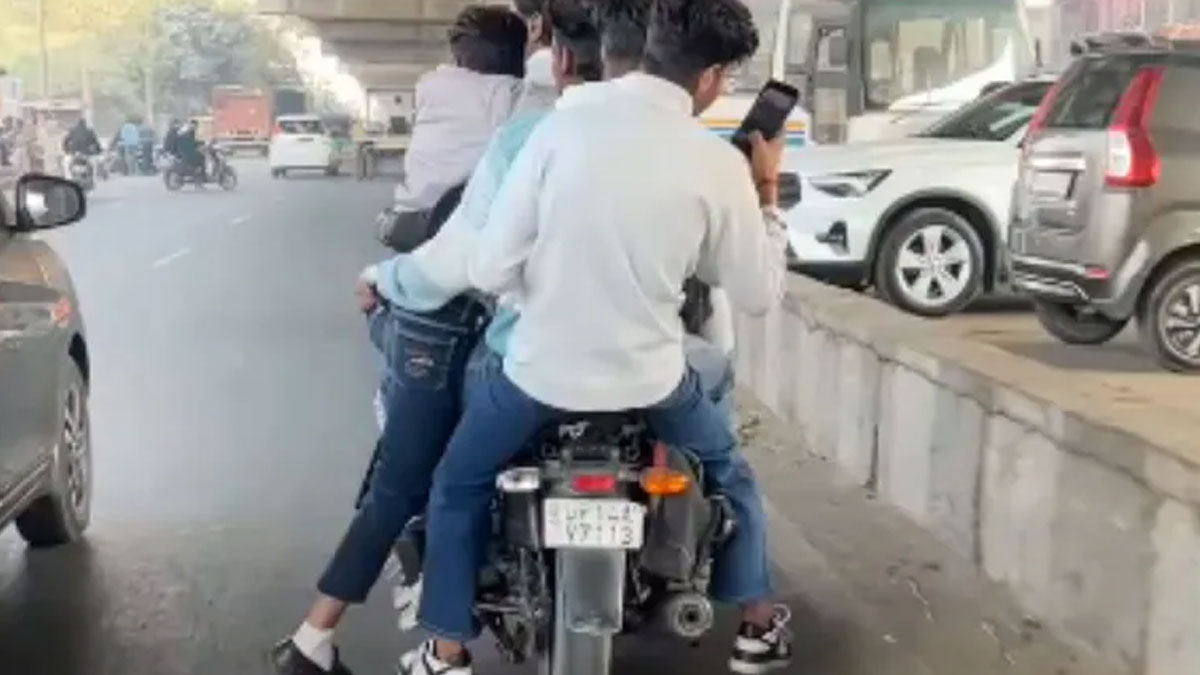 Viral Video | బైక్‌పై ఐదుగురు యువకులు ఎక్కి నడిరోడ్డుపై స్టంట్.. 31 వేల ఫైన్ వేసిన పోలీసులు