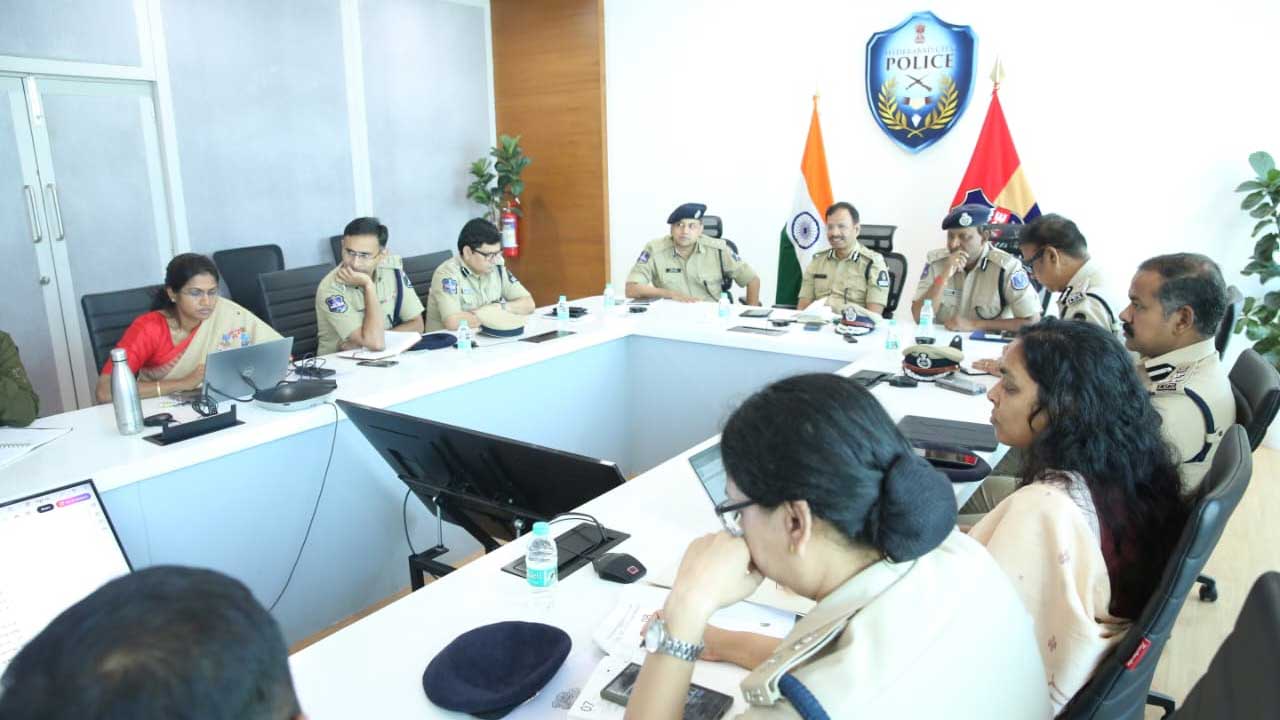 CP Sajjanar | నేర నియంత్రణలో 'సరిహద్దులు' చూడొద్దు.. ‘జీరో డిలే’ విధానం పక్కాగా అమలు చేయాలి