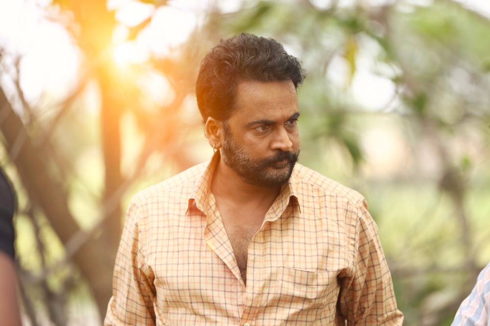 Dhandoraa Review | దండోరా రివ్యూ – కుల వివ‌క్ష‌పై వ‌చ్చిన శివాజీ లేటెస్ట్ మూవీ  ఎలా ఉందంటే?