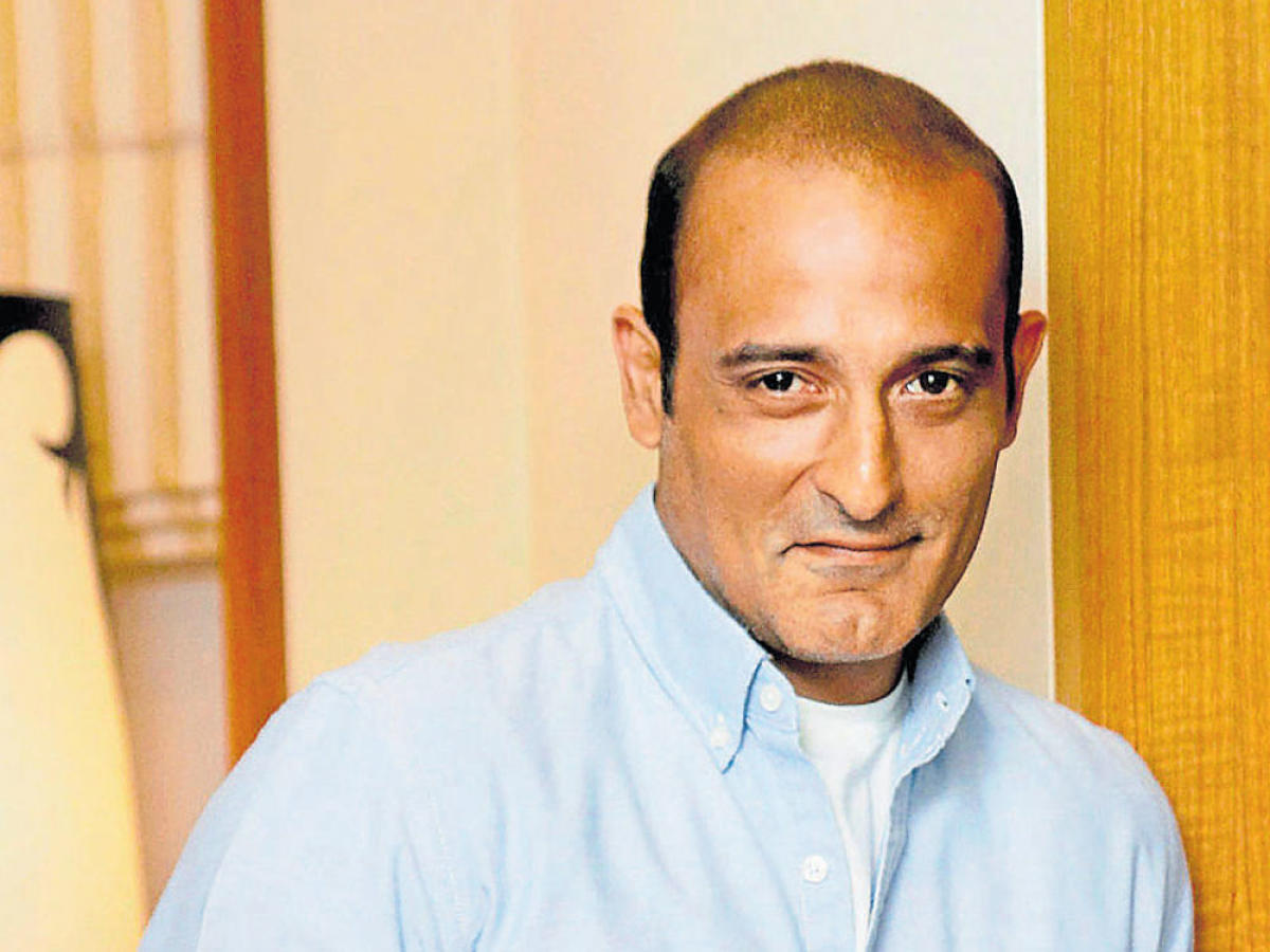 Akshaye khanna | ధురంధ‌ర్ హిట్‌తో రెమ్యూన‌రేష‌న్ పెంచేసిన అక్ష‌య్ ఖ‌న్నా - లీగ‌ల్ నోటీసులు పంపించిన నిర్మాత‌