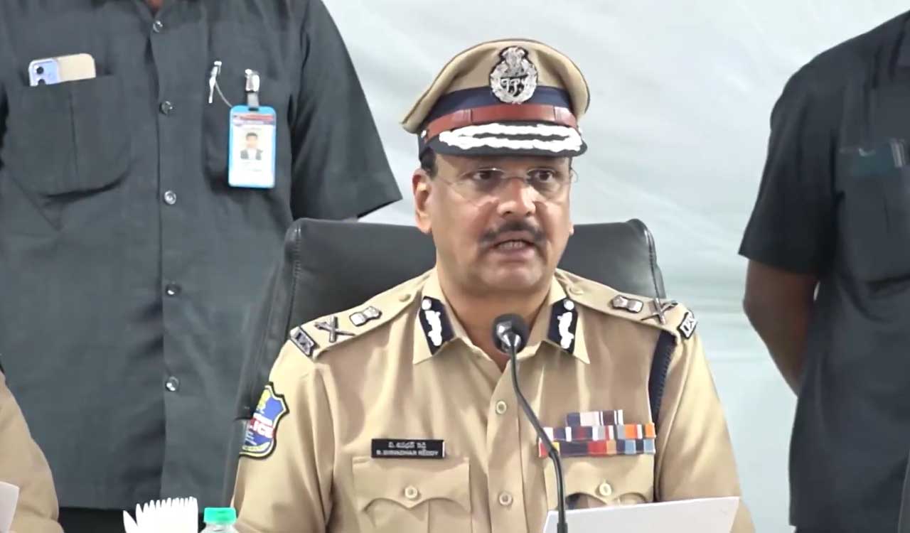 Maoists | మావోయిస్టు పార్టీకి మరో ఎదురుదెబ్బ.. 41 మంది లొంగుబాటు