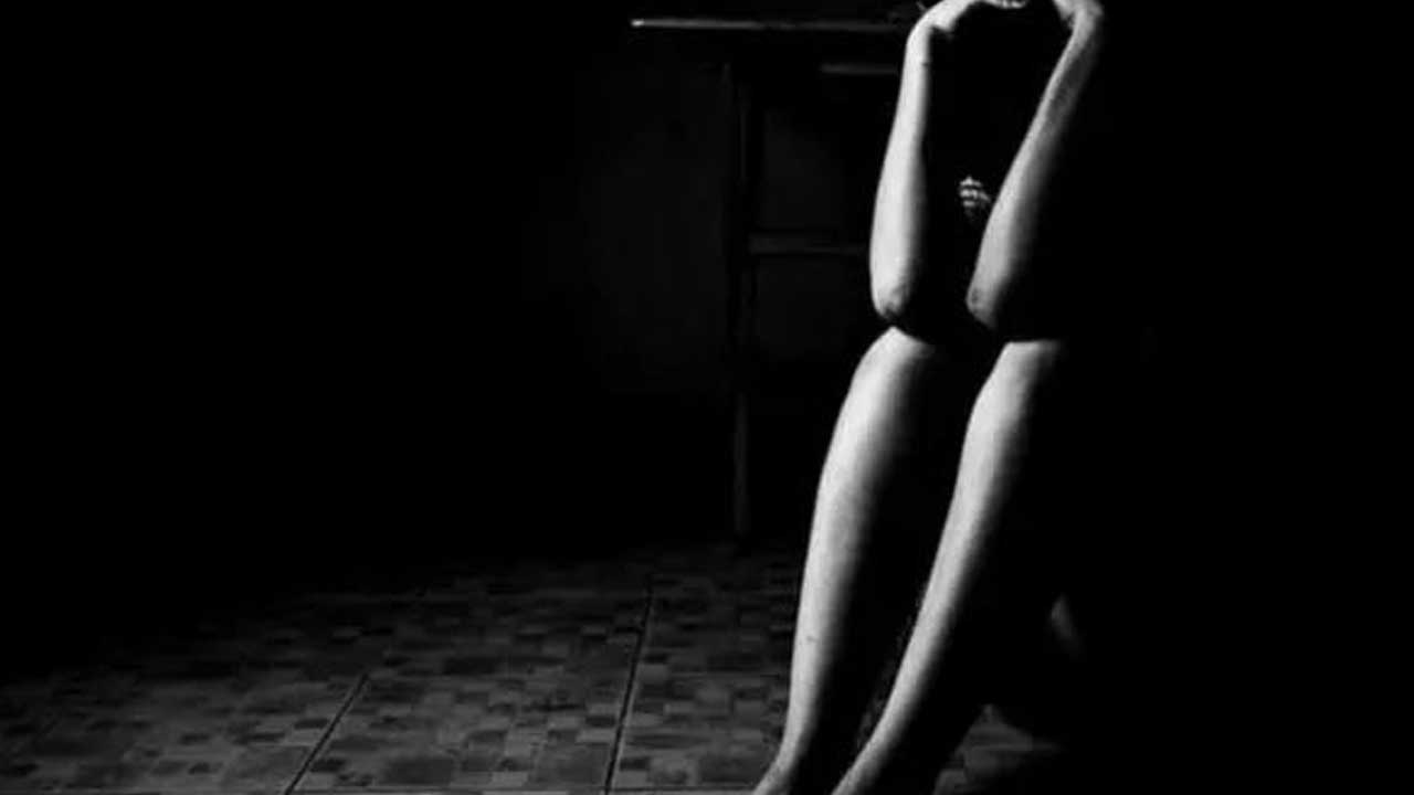 Gadwal | గద్వాల జిల్లాలో దారుణం.. కూతురిని గర్భవతిని చేసిన తండ్రి