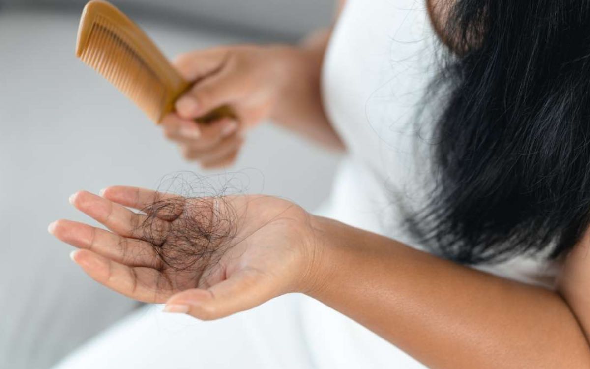 Hair Problems | ఈ రెండు పోష‌కాల‌ను తీసుకుంటే.. అన్ని ర‌కాల జుట్టు స‌మ‌స్య‌లు మాయం..