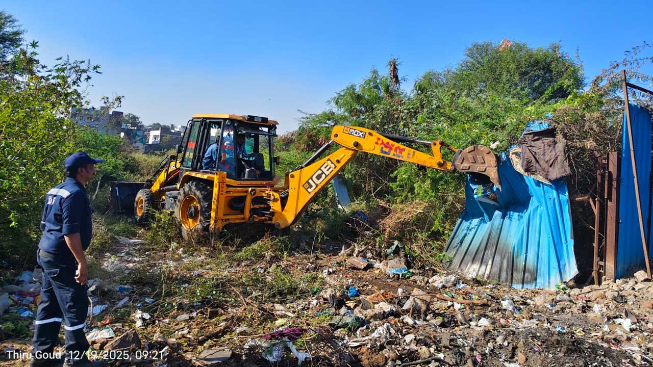 HYDRAA | పాతబస్తీలో ఏడెకరాల ప్రభుత్వ భూమిని కాపాడిన హైడ్రా