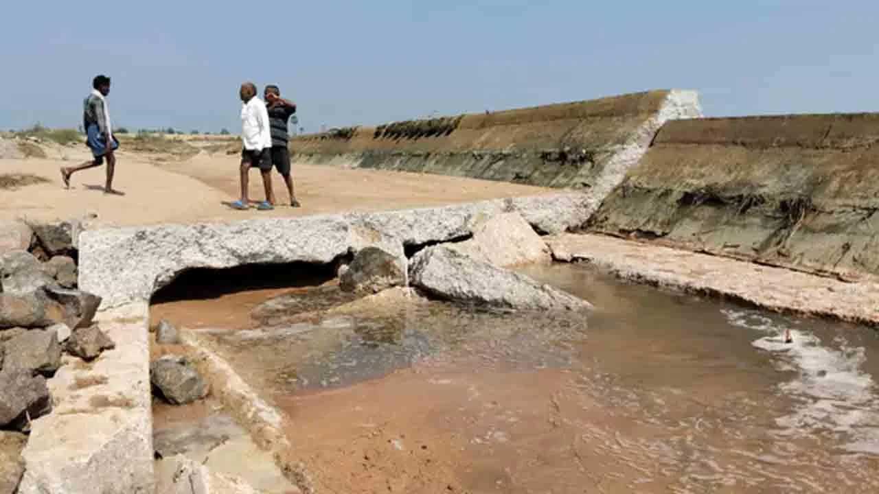 Maneru Canal | మానేరు చెక్‌డ్యామ్ ధ్వంసం చేసిన వారిపై కేసు