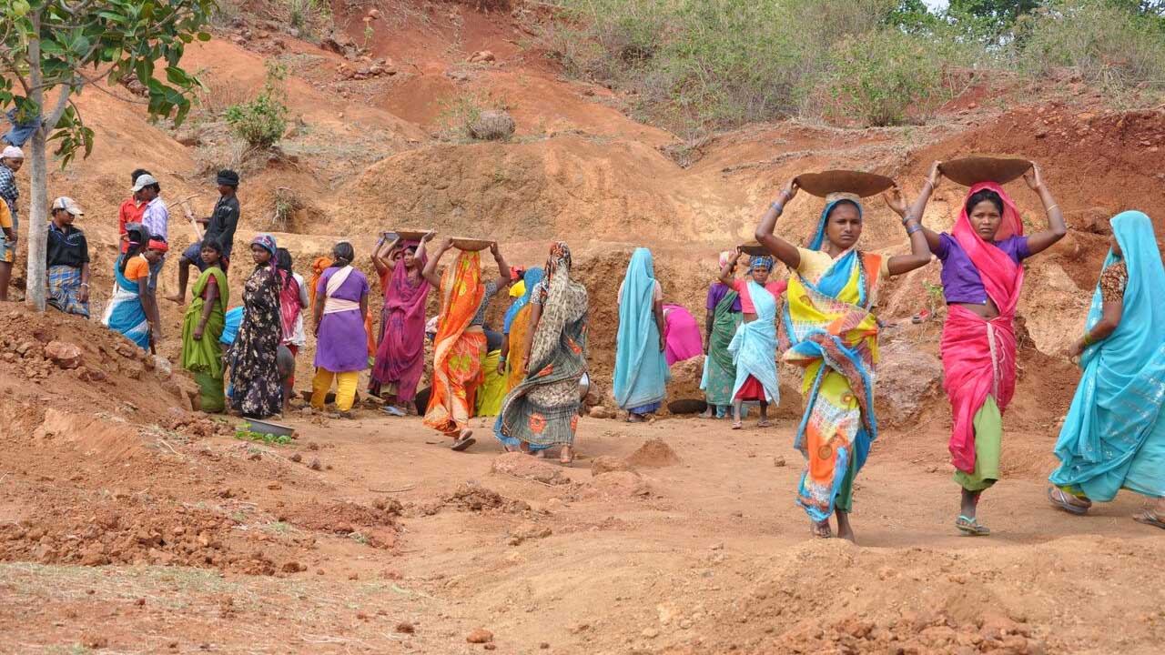 MGNREGA | ఉపాధి హామీ ప‌థ‌కంలో 'గాంధీ' పోయి 'రామ్‌' వ‌చ్చె...