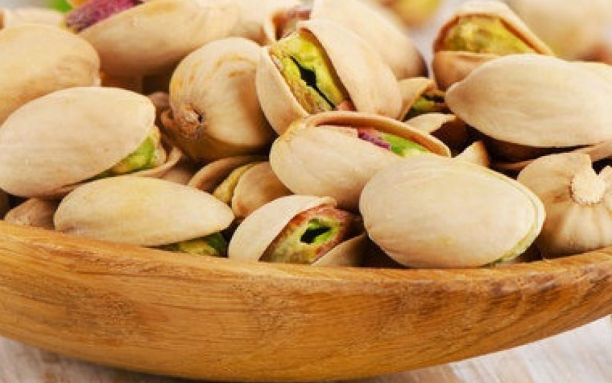 Pistachios | రాత్రి పూట పిస్తా ప‌ప్పు తింటే.. షుగ‌ర్ ఉన్న‌వారికి ఎంతో మేలు..!