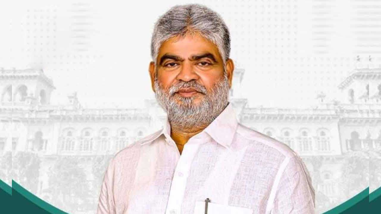 Telangana | ఆ ఐదుగురు ఎమ్మెల్యేలకు క్లీన్ చిట్.. పార్టీ ఫిరాయింపుల‌పై స్పీకర్ కీల‌క తీర్పు