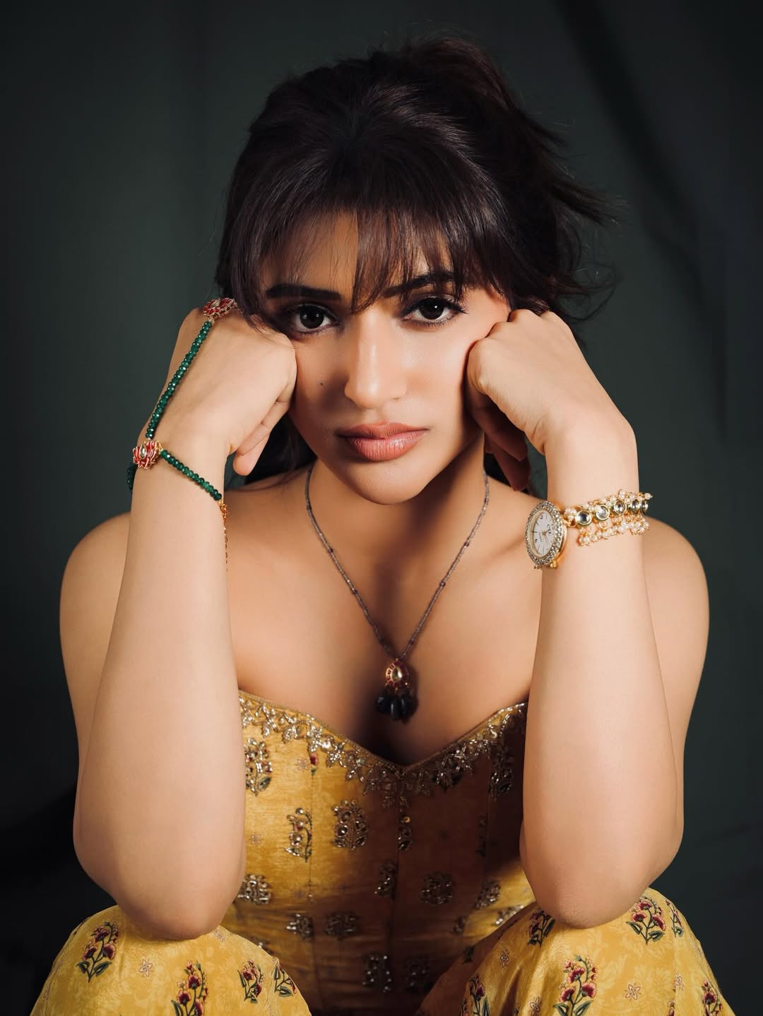 2026లో తమిళంతో పాటు హీరోయిన్గా హిందీలోకి అడుగుపెట్టబోతుంది శ్రీలీల.