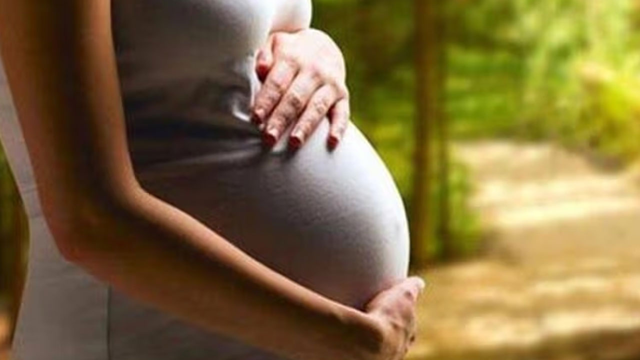 Abortion | మహిళకు అబార్షన్‌ కోరుకునే హక్కుంది.. గర్భాన్ని తొలగించుకోవడానికి భర్త అనుమతి అవ‌స‌రం లేదు: హైకోర్టు