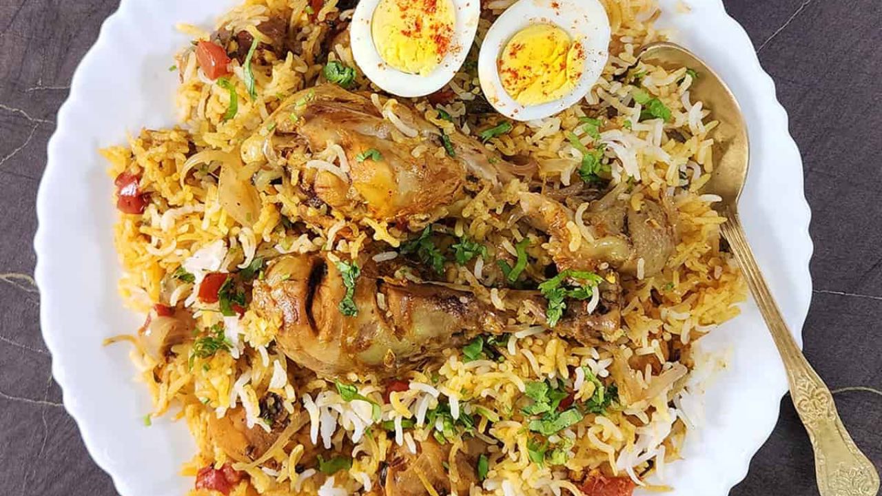 Swiggy Orders | న్యూ ఇయ‌ర్ పార్టీ.. 2 ల‌క్ష‌ల బిర్యానీల‌ను ఆర‌గించారు..