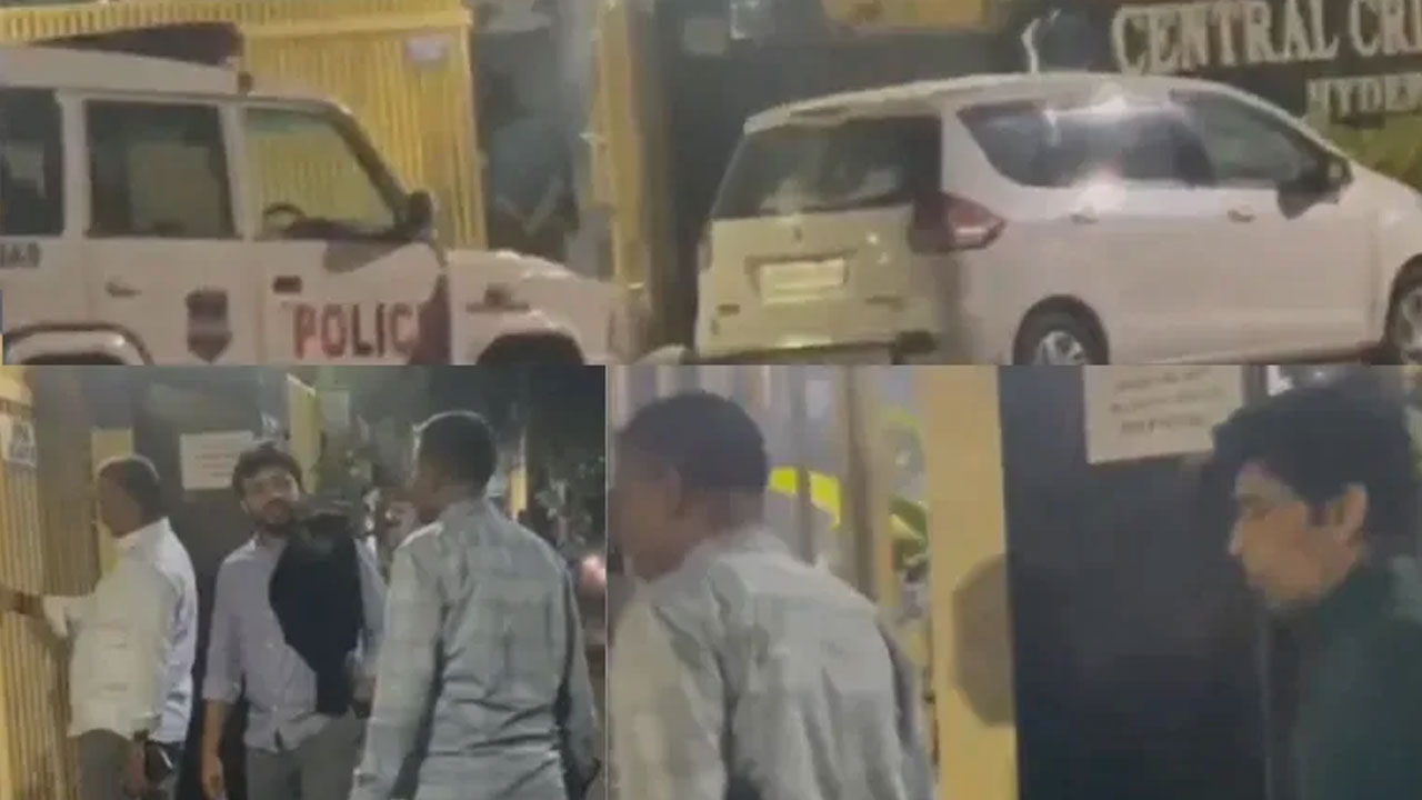 NTV Journalists | మ‌హిళా ఐఏఎస్ అధికారిణిపై క‌థ‌నం.. ఎన్టీవీ జ‌ర్నలిస్టుల‌కు బెయిల్‌