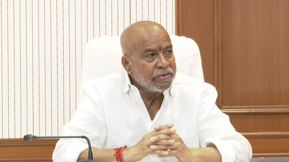 Medaram Jatara | మేడారం జాతరకు భారీ వైద్య ఏర్పాట్లు: 3 వేల మంది సిబ్బంది, 35 అంబులెన్సులతో పకడ్బందీ ప్లాన్!