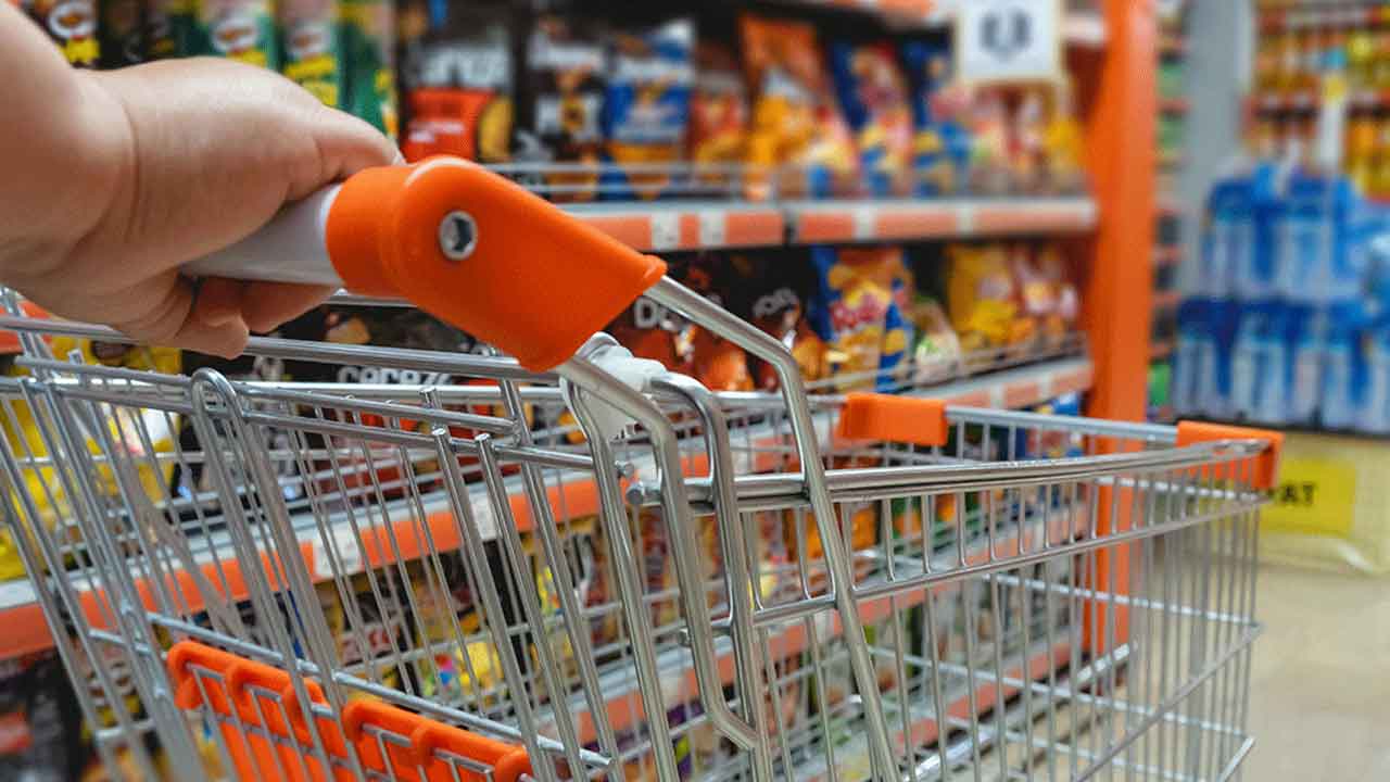 FMCG Products | దేశంలో ప్ర‌జ‌లు అధికంగా కొనుగోలు చేస్తున్న వ‌స్తువులు ఇవే.. తెలిస్తే ఆశ్చ‌ర్య‌పోతారు..!