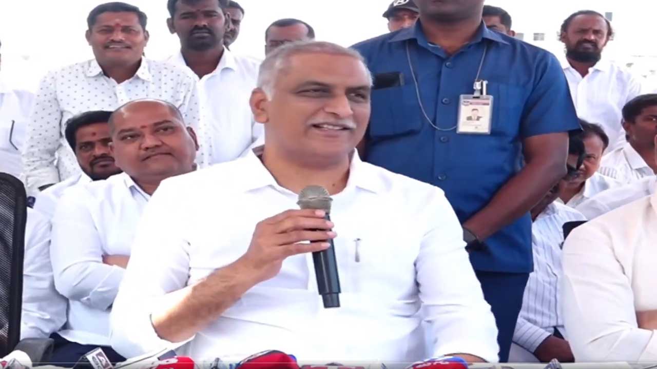 Harish Rao | థియేట‌ర్ ఓపెనింగ్‌కు వ‌చ్చే రేవంత్‌కు నిరుద్యోగుల‌ను క‌లిసే ద‌మ్ముందా: హ‌రీశ్‌రావు