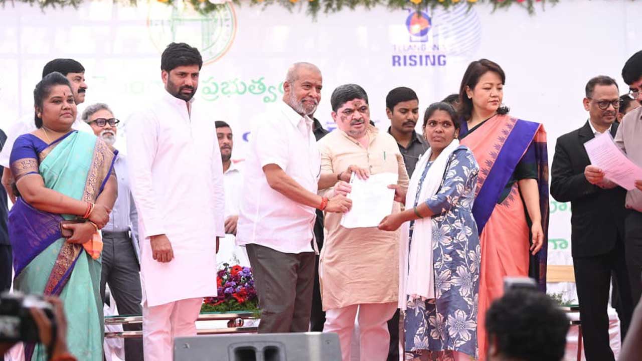 Damodar Raja Narasimha | త్వ‌ర‌లో ఉద్యోగ నోటిఫికేష‌న్లు.. మంత్రి దామోద‌ర రాజ‌న‌ర్సింహ కీల‌క వ్యాఖ్య‌లు