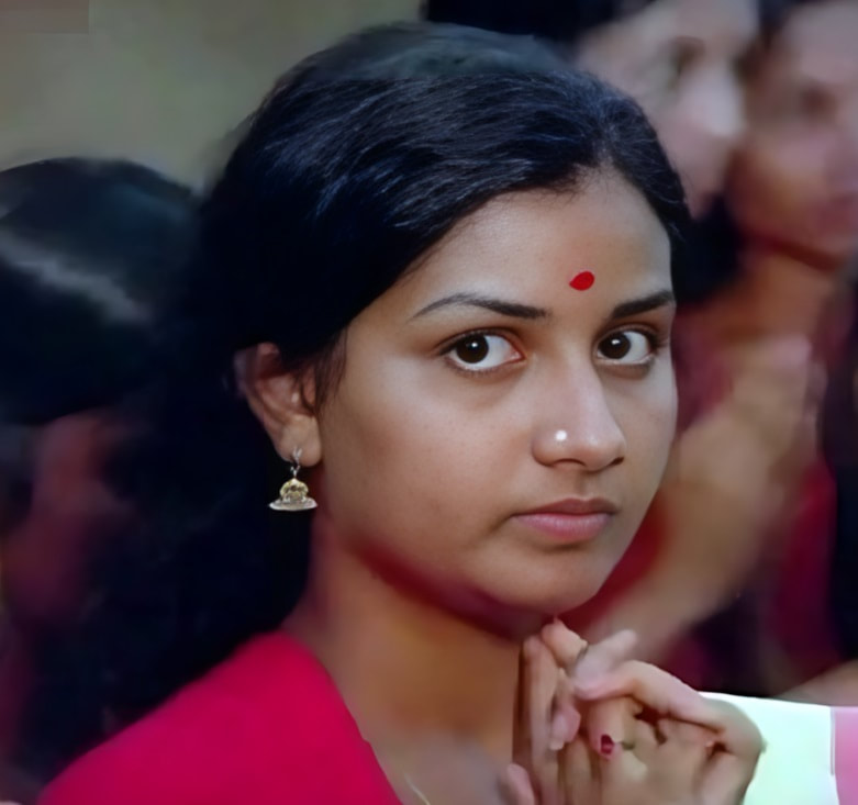 మలయాళం తమిళం, కన్నడ భాషల్లో కలిపి వందకుపైగా సినిమాలు చేసింది.