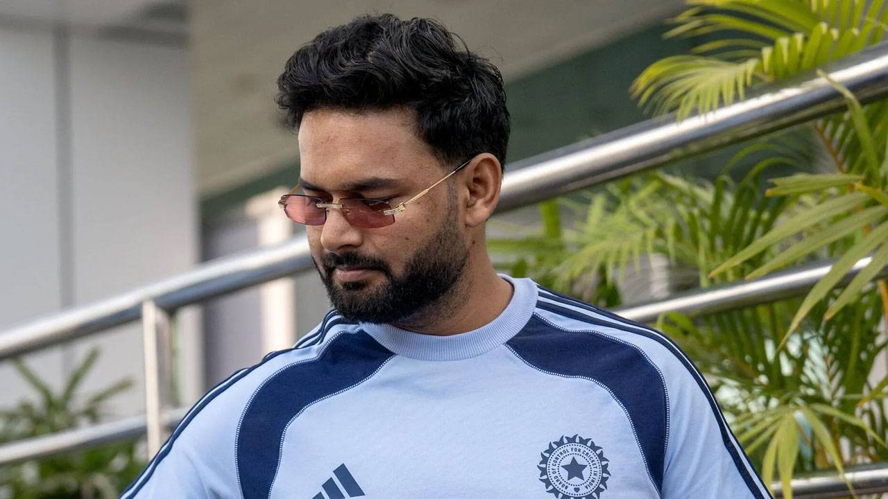 Rishabh Pant | టీమిండియాకు ఎదురుదెబ్బ.. న్యూజిలాండ్తో సిరీస్కు రిషభ్ పంత్ దూరం!